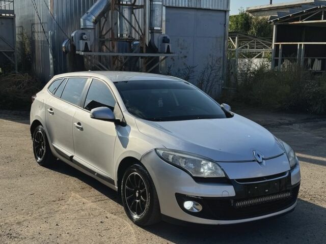Сірий Рено Меган, об'ємом двигуна 1.5 л та пробігом 250 тис. км за 5999 $, фото 1 на Automoto.ua