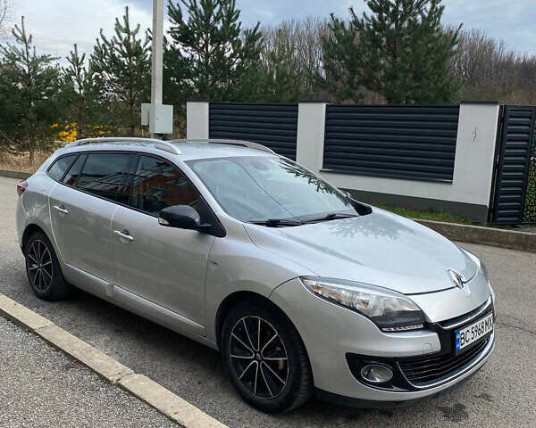 Сірий Рено Меган, об'ємом двигуна 1.6 л та пробігом 260 тис. км за 8400 $, фото 1 на Automoto.ua