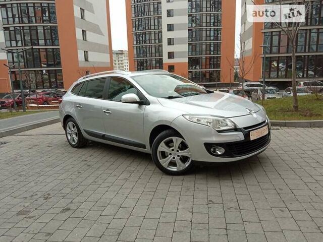 Серый Рено Меган, объемом двигателя 0 л и пробегом 228 тыс. км за 7650 $, фото 1 на Automoto.ua
