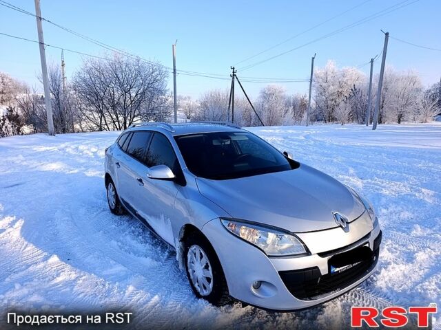 Серый Рено Меган, объемом двигателя 1.6 л и пробегом 20600 тыс. км за 8700 $, фото 1 на Automoto.ua