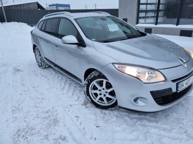 Серый Рено Меган, объемом двигателя 1.5 л и пробегом 271 тыс. км за 7800 $, фото 1 на Automoto.ua