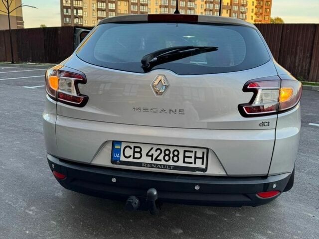 Сірий Рено Меган, об'ємом двигуна 1.5 л та пробігом 243 тис. км за 7200 $, фото 1 на Automoto.ua