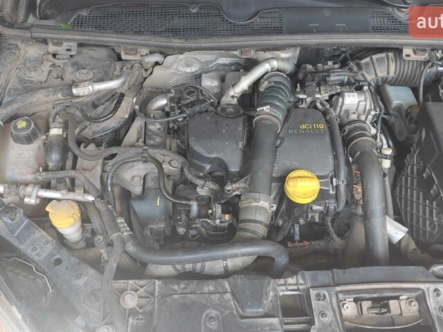 Сірий Рено Меган, об'ємом двигуна 1.5 л та пробігом 257 тис. км за 7900 $, фото 1 на Automoto.ua