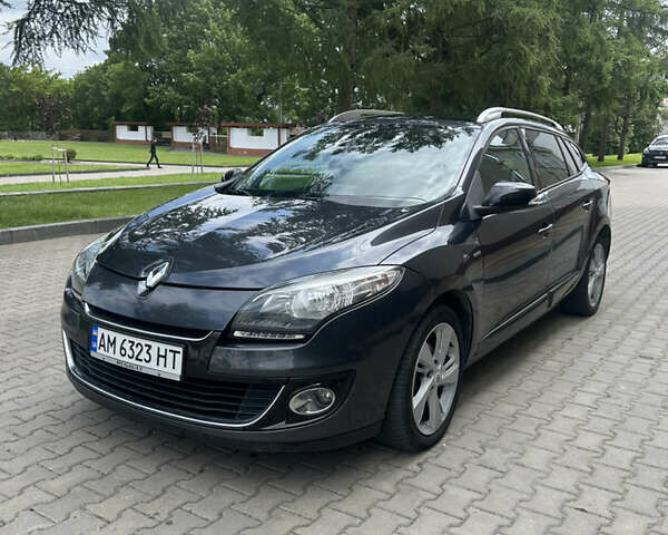 Серый Рено Меган, объемом двигателя 1.5 л и пробегом 280 тыс. км за 8250 $, фото 1 на Automoto.ua