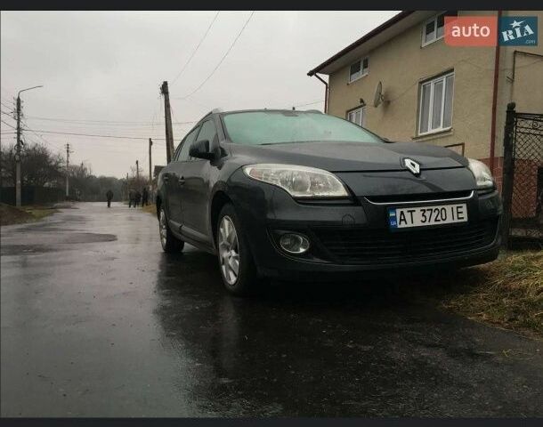 Серый Рено Меган, объемом двигателя 1.5 л и пробегом 227 тыс. км за 7300 $, фото 1 на Automoto.ua