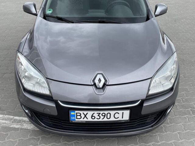Сірий Рено Меган, об'ємом двигуна 1.5 л та пробігом 214 тис. км за 7500 $, фото 1 на Automoto.ua