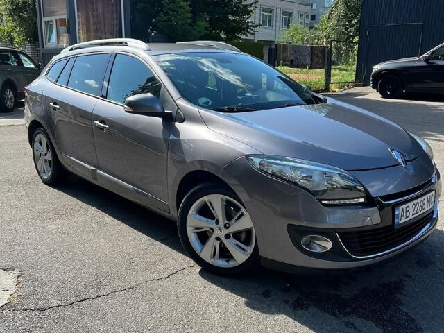 Сірий Рено Меган, об'ємом двигуна 1.5 л та пробігом 116 тис. км за 9400 $, фото 1 на Automoto.ua