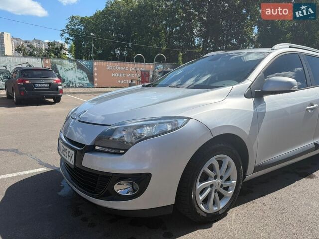 Сірий Рено Меган, об'ємом двигуна 1.5 л та пробігом 262 тис. км за 8200 $, фото 1 на Automoto.ua