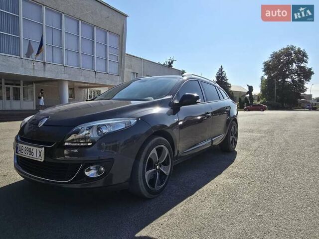 Серый Рено Меган, объемом двигателя 1.46 л и пробегом 261 тыс. км за 9300 $, фото 1 на Automoto.ua
