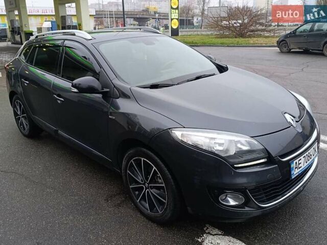 Серый Рено Меган, объемом двигателя 1.46 л и пробегом 237 тыс. км за 8200 $, фото 1 на Automoto.ua