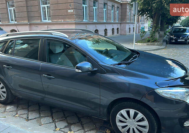 Серый Рено Меган, объемом двигателя 1.46 л и пробегом 225 тыс. км за 7500 $, фото 1 на Automoto.ua