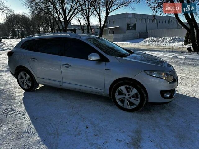 Сірий Рено Меган, об'ємом двигуна 1.5 л та пробігом 256 тис. км за 7450 $, фото 1 на Automoto.ua