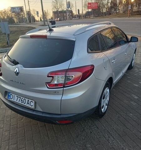 Сірий Рено Меган, об'ємом двигуна 1.46 л та пробігом 293 тис. км за 7850 $, фото 1 на Automoto.ua
