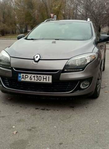 Сірий Рено Меган, об'ємом двигуна 1.46 л та пробігом 340 тис. км за 7000 $, фото 1 на Automoto.ua