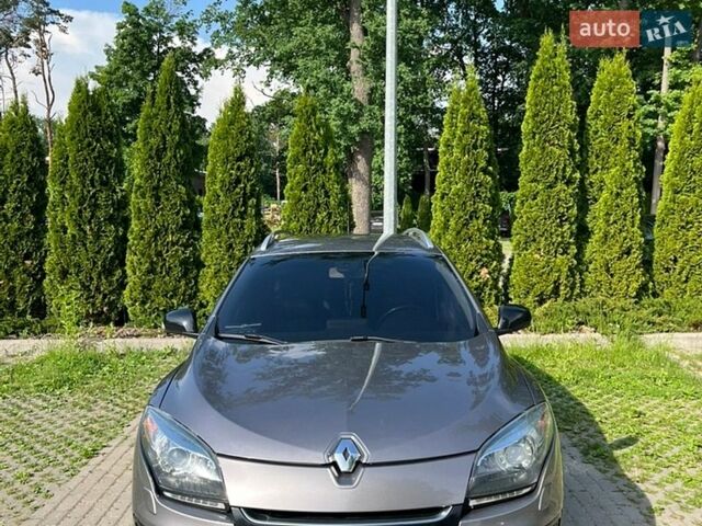 Серый Рено Меган, объемом двигателя 1.46 л и пробегом 240 тыс. км за 9400 $, фото 1 на Automoto.ua