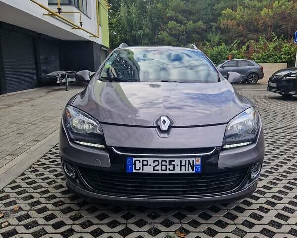 Сірий Рено Меган, об'ємом двигуна 1.5 л та пробігом 234 тис. км за 7700 $, фото 1 на Automoto.ua