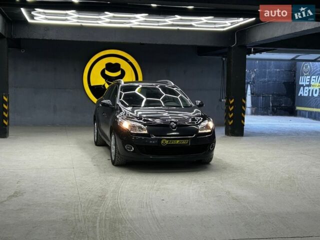 Сірий Рено Меган, об'ємом двигуна 1.46 л та пробігом 235 тис. км за 7500 $, фото 1 на Automoto.ua