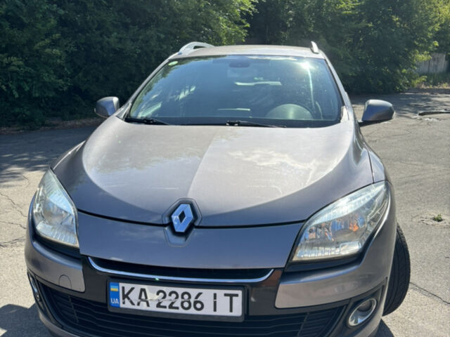 Сірий Рено Меган, об'ємом двигуна 1.46 л та пробігом 222 тис. км за 6300 $, фото 1 на Automoto.ua