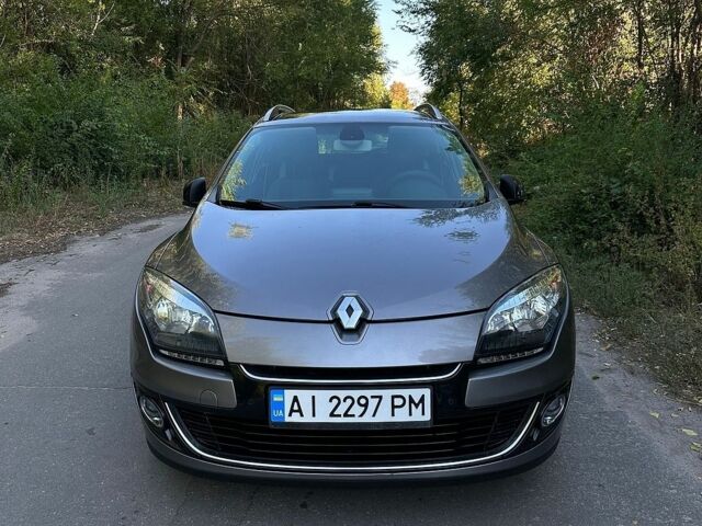Сірий Рено Меган, об'ємом двигуна 1.46 л та пробігом 251 тис. км за 10500 $, фото 1 на Automoto.ua