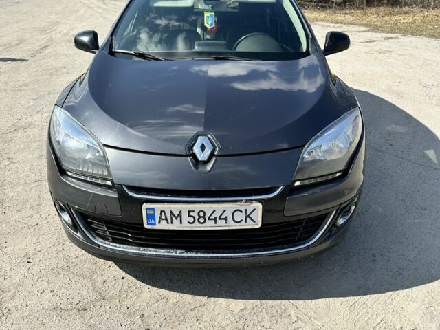 Серый Рено Меган, объемом двигателя 1.5 л и пробегом 230 тыс. км за 7500 $, фото 1 на Automoto.ua