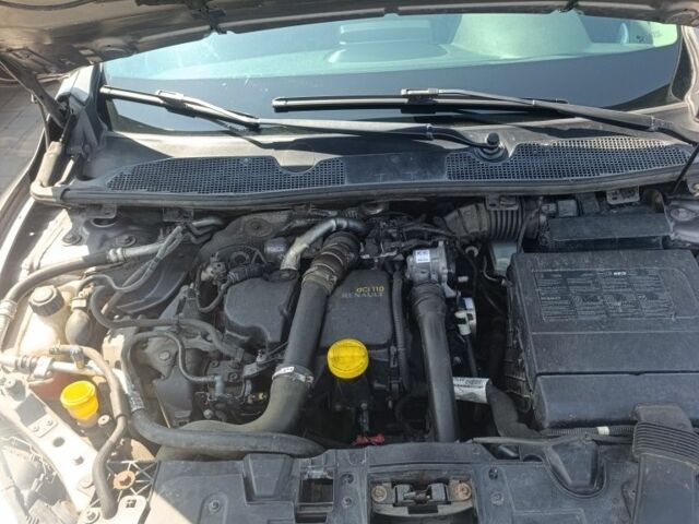 Сірий Рено Меган, об'ємом двигуна 0 л та пробігом 240 тис. км за 7800 $, фото 1 на Automoto.ua