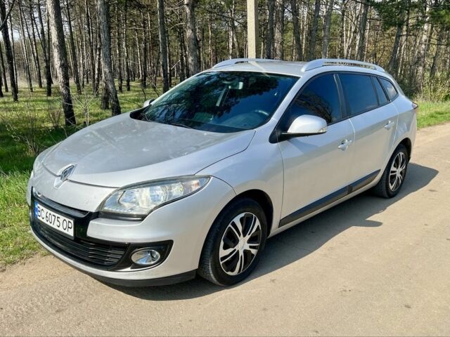 Серый Рено Меган, объемом двигателя 1.5 л и пробегом 311 тыс. км за 5715 $, фото 1 на Automoto.ua