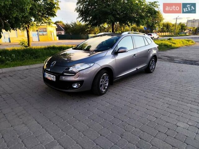Серый Рено Меган, объемом двигателя 1.46 л и пробегом 197 тыс. км за 8000 $, фото 1 на Automoto.ua