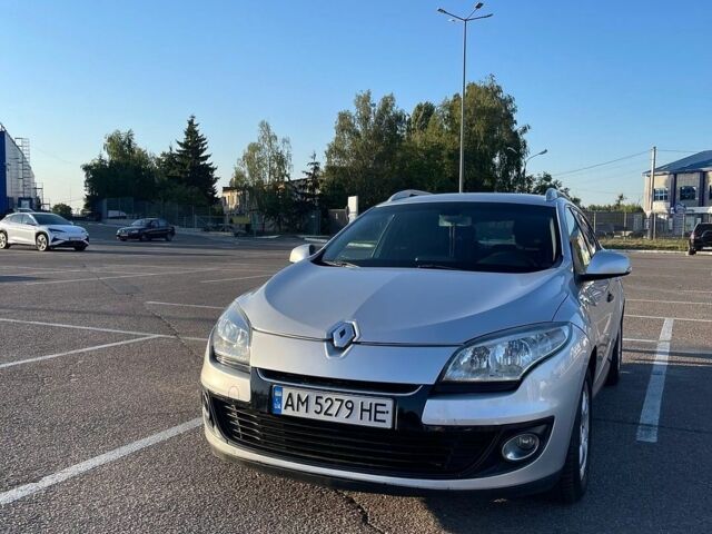 Сірий Рено Меган, об'ємом двигуна 1.46 л та пробігом 288 тис. км за 6250 $, фото 1 на Automoto.ua
