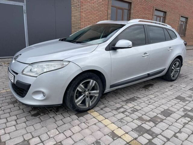 Сірий Рено Меган, об'ємом двигуна 1.5 л та пробігом 190 тис. км за 5999 $, фото 1 на Automoto.ua