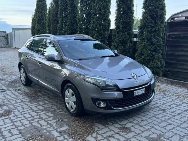 Серый Рено Меган, объемом двигателя 2 л и пробегом 200 тыс. км за 7400 $, фото 1 на Automoto.ua