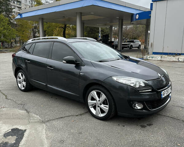 Сірий Рено Меган, об'ємом двигуна 1.46 л та пробігом 319 тис. км за 9200 $, фото 1 на Automoto.ua