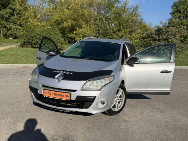 Сірий Рено Меган, об'ємом двигуна 0 л та пробігом 240 тис. км за 6219 $, фото 1 на Automoto.ua