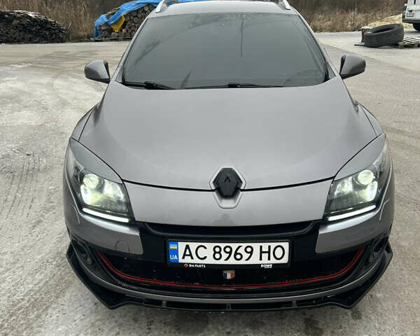 Сірий Рено Меган, об'ємом двигуна 1.46 л та пробігом 249 тис. км за 8000 $, фото 1 на Automoto.ua
