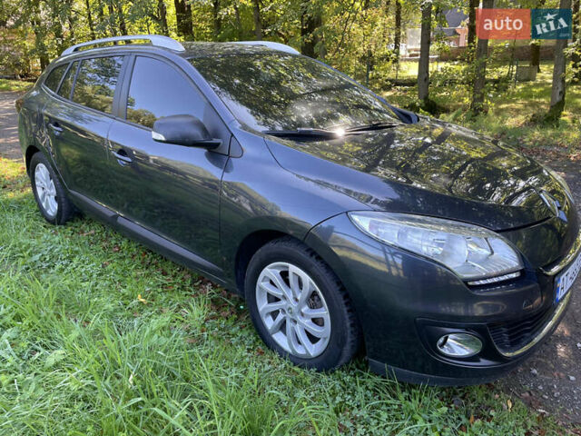 Сірий Рено Меган, об'ємом двигуна 1.46 л та пробігом 280 тис. км за 6850 $, фото 1 на Automoto.ua