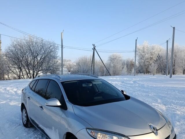 Серый Рено Меган, объемом двигателя 1.6 л и пробегом 207 тыс. км за 8700 $, фото 1 на Automoto.ua