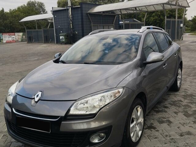 Сірий Рено Меган, об'ємом двигуна 1.5 л та пробігом 326 тис. км за 7200 $, фото 1 на Automoto.ua