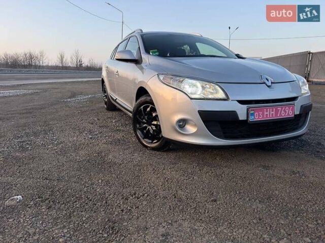 Сірий Рено Меган, об'ємом двигуна 1.46 л та пробігом 181 тис. км за 8899 $, фото 1 на Automoto.ua