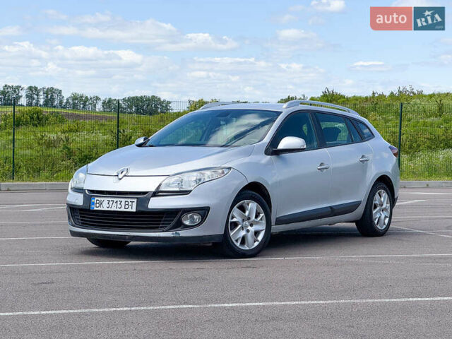 Серый Рено Меган, объемом двигателя 1.46 л и пробегом 262 тыс. км за 6400 $, фото 1 на Automoto.ua