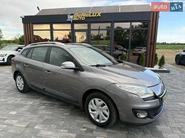Сірий Рено Меган, об'ємом двигуна 0 л та пробігом 230 тис. км за 8399 $, фото 1 на Automoto.ua