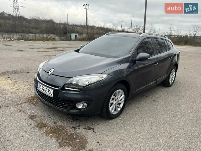 Серый Рено Меган, объемом двигателя 1.46 л и пробегом 190 тыс. км за 8500 $, фото 1 на Automoto.ua