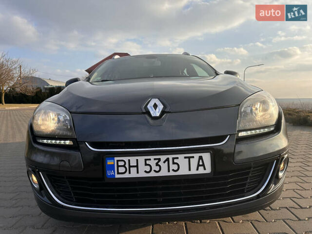 Серый Рено Меган, объемом двигателя 1.5 л и пробегом 244 тыс. км за 8100 $, фото 1 на Automoto.ua