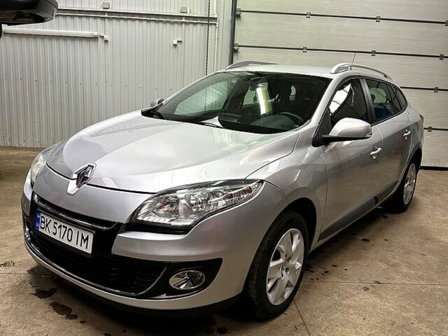 Сірий Рено Меган, об'ємом двигуна 1.5 л та пробігом 246 тис. км за 7700 $, фото 1 на Automoto.ua