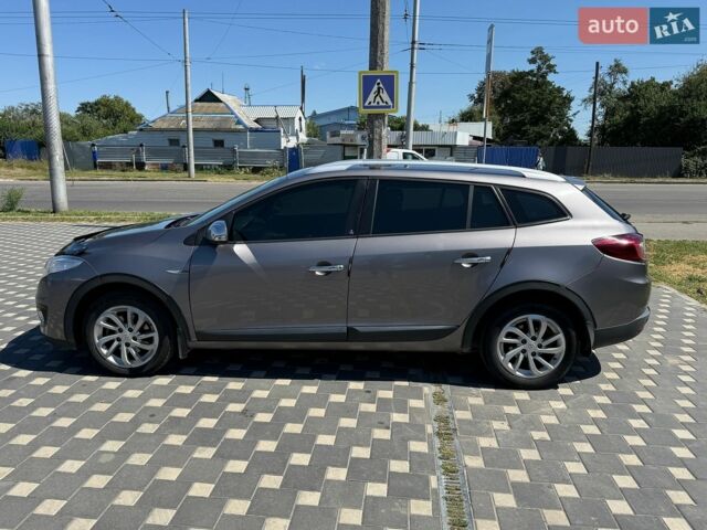 Сірий Рено Меган, об'ємом двигуна 1.5 л та пробігом 276 тис. км за 7700 $, фото 1 на Automoto.ua