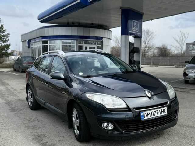 Сірий Рено Меган, об'ємом двигуна 1.5 л та пробігом 226 тис. км за 7699 $, фото 1 на Automoto.ua