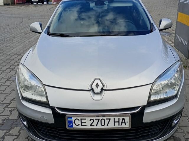Рено Меган 2013 в Черновцах на Automoto.ua Серый Рено Меган, объемом двигателя 1.5 л и пробегом 242 тыс. км за 6500 $, фото 1 на Automoto.ua