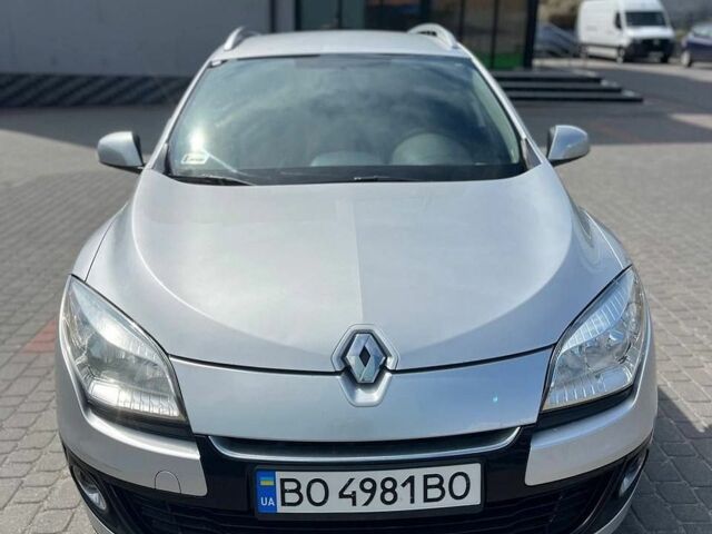 Сірий Рено Меган, об'ємом двигуна 1.46 л та пробігом 262 тис. км за 6900 $, фото 1 на Automoto.ua