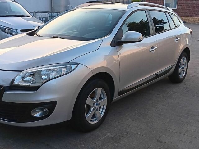 Сірий Рено Меган, об'ємом двигуна 1.5 л та пробігом 230 тис. км за 7448 $, фото 1 на Automoto.ua