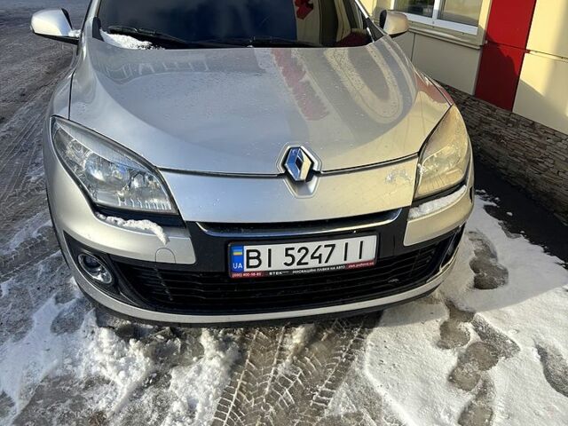 Сірий Рено Меган, об'ємом двигуна 2 л та пробігом 0 тис. км за 7000 $, фото 1 на Automoto.ua