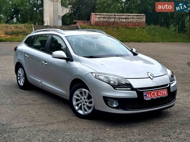 Серый Рено Меган, объемом двигателя 1.5 л и пробегом 129 тыс. км за 8900 $, фото 1 на Automoto.ua