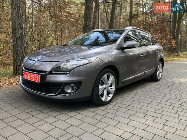 Серый Рено Меган, объемом двигателя 1.5 л и пробегом 251 тыс. км за 8450 $, фото 1 на Automoto.ua